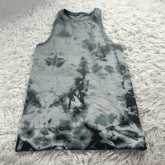 Lululemon Swiftly Tech Tank 2.0 *Wash Shibori Stripe Graphite Grey - Picture 1 of 4